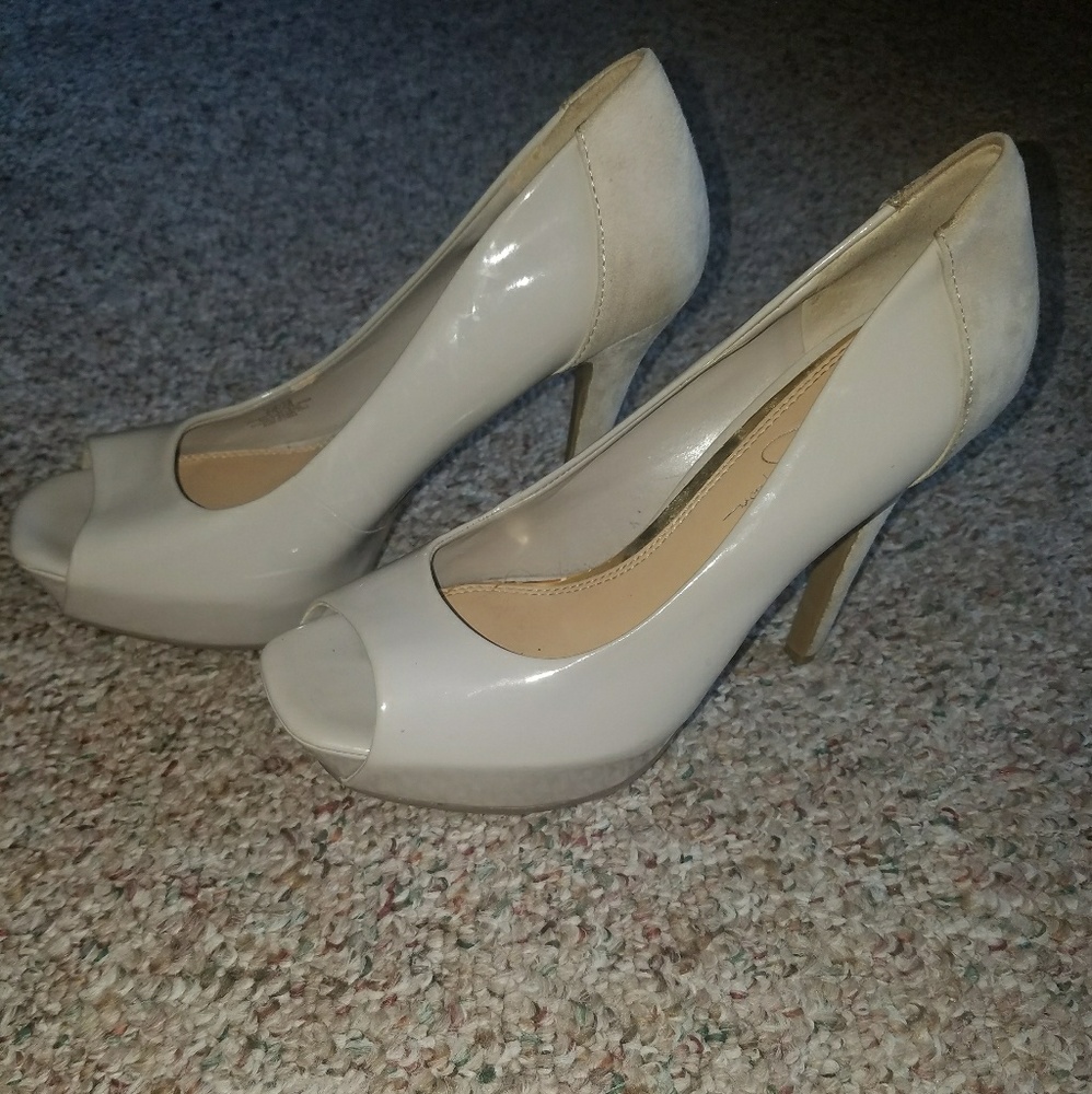 Jessica Simpson Pumps
